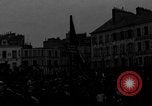 Immagine di Place Charles De Gaulle Parigi Francia, 1944, secondo 12 filmato di repertorio 65675049245