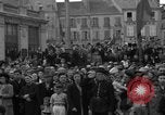 Immagine di Place Charles De Gaulle Parigi Francia, 1944, secondo 26 filmato di repertorio 65675049245