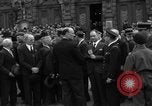 Immagine di Place Charles De Gaulle Parigi Francia, 1944, secondo 34 filmato di repertorio 65675049245