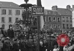 Immagine di Place Charles De Gaulle Parigi Francia, 1944, secondo 41 filmato di repertorio 65675049245