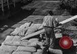Immagine di Rocket piattaforma di lancio Cherbourg Normandia Francia, 1944, secondo 52 filmato di repertorio 65675049249