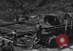 Immagine di Rocket piattaforma di lancio Cherbourg Normandia Francia, 1944, secondo 54 filmato di repertorio 65675049249