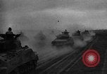Standbild 9 British Armored Brigade Naher Osten, 1944, aus Sekunde 37 historischem Filmmaterial Videoclip 65675049253