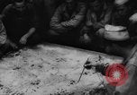 Standbild General Douglas MacArthur New Guinea, 1944, aus Sekunde 21 historischem Filmmaterial Videoclip 65675049255