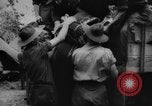 Standbild General Douglas MacArthur New Guinea, 1944, aus Sekunde 41 historischem Filmmaterial Videoclip 65675049255