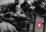 Standbild General Douglas MacArthur New Guinea, 1944, aus Sekunde 50 historischem Filmmaterial Videoclip 65675049255