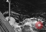 Standbild Hilfsmotor Minesweepers Atlantik, 1943, aus Sekunde 23 historischem Filmmaterial Videoclip 65675049259