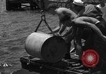 Standbild Hilfsmotor Minesweepers Atlantik, 1943, aus Sekunde 25 historischem Filmmaterial Videoclip 65675049259