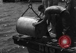 Standbild Hilfsmotor Minesweepers Atlantik, 1943, aus Sekunde 29 historischem Filmmaterial Videoclip 65675049259