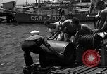 Standbild Hilfsmotor Minesweepers Atlantik, 1943, aus Sekunde 35 historischem Filmmaterial Videoclip 65675049259