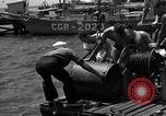 Standbild Hilfsmotor Minesweepers Atlantik, 1943, aus Sekunde 36 historischem Filmmaterial Videoclip 65675049259