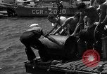 Standbild Hilfsmotor Minesweepers Atlantik, 1943, aus Sekunde 38 historischem Filmmaterial Videoclip 65675049259