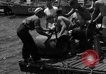 Standbild Hilfsmotor Minesweepers Atlantik, 1943, aus Sekunde 42 historischem Filmmaterial Videoclip 65675049259