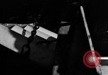 Standbild Hilfsmotor Minesweepers Atlantik, 1943, aus Sekunde 47 historischem Filmmaterial Videoclip 65675049259