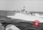 Standbild Patrouillenboote Atlantik, 1944, aus Sekunde 13 historischem Filmmaterial Videoclip 65675049262