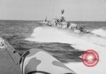 Standbild Patrouillenboote Atlantik, 1944, aus Sekunde 18 historischem Filmmaterial Videoclip 65675049262
