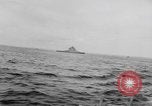 Standbild Allied Schlachtschiff Atlantik, 1944, aus Sekunde 18 historischem Filmmaterial Videoclip 65675049263