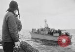 Standbild Allied Schlachtschiff Atlantik, 1944, aus Sekunde 32 historischem Filmmaterial Videoclip 65675049263