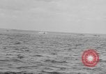 Image dragueur de mines de moteur auxiliaire 'Océan Atlantique, 1944, de la seconde 49 séquences d'archives historiques vidéo 65675049264