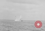 Image dragueur de mines de moteur auxiliaire 'Océan Atlantique, 1944, de la seconde 51 séquences d'archives historiques vidéo 65675049264