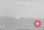 Image dragueur de mines de moteur auxiliaire 'Océan Atlantique, 1944, de la seconde 52 séquences d'archives historiques vidéo 65675049264