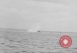 Image dragueur de mines de moteur auxiliaire 'Océan Atlantique, 1944, de la seconde 53 séquences d'archives historiques vidéo 65675049264