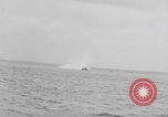 Image dragueur de mines de moteur auxiliaire 'Océan Atlantique, 1944, de la seconde 54 séquences d'archives historiques vidéo 65675049264
