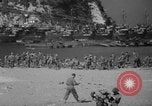 Standbild Barrage Balloons Neapel Italien, 1944, aus Sekunde 6 historischem Filmmaterial Videoclip 65675049276