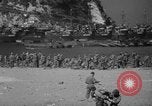 Standbild Barrage Balloons Neapel Italien, 1944, aus Sekunde 7 historischem Filmmaterial Videoclip 65675049276