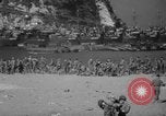 Standbild Barrage Balloons Neapel Italien, 1944, aus Sekunde 11 historischem Filmmaterial Videoclip 65675049276