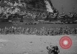 Standbild Barrage Balloons Neapel Italien, 1944, aus Sekunde 17 historischem Filmmaterial Videoclip 65675049276