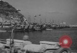 Standbild Barrage Balloons Neapel Italien, 1944, aus Sekunde 31 historischem Filmmaterial Videoclip 65675049276