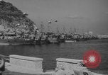 Standbild Barrage Balloons Neapel Italien, 1944, aus Sekunde 32 historischem Filmmaterial Videoclip 65675049276