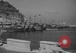 Standbild Barrage Balloons Neapel Italien, 1944, aus Sekunde 34 historischem Filmmaterial Videoclip 65675049276