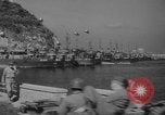 Standbild Barrage Balloons Neapel Italien, 1944, aus Sekunde 35 historischem Filmmaterial Videoclip 65675049276
