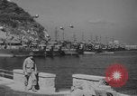 Standbild Barrage Balloons Neapel Italien, 1944, aus Sekunde 37 historischem Filmmaterial Videoclip 65675049276
