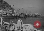 Standbild Barrage Balloons Neapel Italien, 1944, aus Sekunde 40 historischem Filmmaterial Videoclip 65675049276