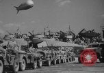 Standbild Barrage Balloons Neapel Italien, 1944, aus Sekunde 47 historischem Filmmaterial Videoclip 65675049276