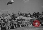 Standbild Barrage Balloons Neapel Italien, 1944, aus Sekunde 48 historischem Filmmaterial Videoclip 65675049276