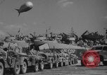 Standbild Barrage Balloons Neapel Italien, 1944, aus Sekunde 51 historischem Filmmaterial Videoclip 65675049276