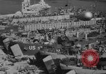 Standbild Barrage Balloons Neapel Italien, 1944, aus Sekunde 58 historischem Filmmaterial Videoclip 65675049276