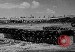 Standbild Meine Antenne zur Festlegung von B-29 bomber Marianen, 1944, aus Sekunde 8 historischem Filmmaterial Videoclip 65675049278