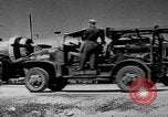 Standbild Meine Antenne zur Festlegung von B-29 bomber Marianen, 1944, aus Sekunde 44 historischem Filmmaterial Videoclip 65675049278