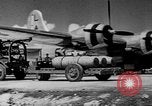 Standbild Meine Antenne zur Festlegung von B-29 bomber Marianen, 1944, aus Sekunde 47 historischem Filmmaterial Videoclip 65675049278
