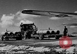 Standbild Meine Antenne zur Festlegung von B-29 bomber Marianen, 1944, aus Sekunde 51 historischem Filmmaterial Videoclip 65675049278
