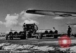 Standbild Meine Antenne zur Festlegung von B-29 bomber Marianen, 1944, aus Sekunde 52 historischem Filmmaterial Videoclip 65675049278