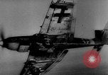 Standbild Deutsche Stuka Ebenen europäische Theater, 1944, aus Sekunde 43 historischem Filmmaterial Videoclip 65675049284