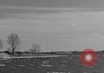 Standbild Fluss mit Docks für kleine Boote United States USA, 1943, aus Sekunde 11 historischem Filmmaterial Videoclip 65675049296