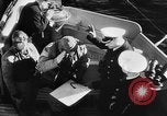 Standbild Rauch Bildschirm um Kriegsmarine Schiff Atlantik, 1943, aus Sekunde 7 historischem Filmmaterial Videoclip 65675049300
