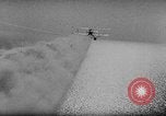 Standbild Rauch Bildschirm um Kriegsmarine Schiff Atlantik, 1943, aus Sekunde 44 historischem Filmmaterial Videoclip 65675049300